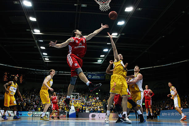 持到足球公 持到足球公