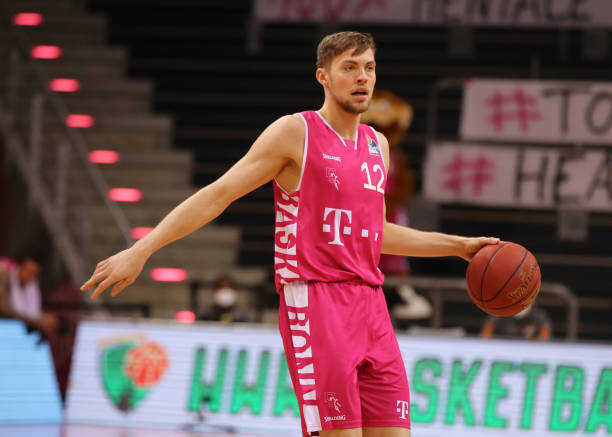 家队官方确 家队官方确