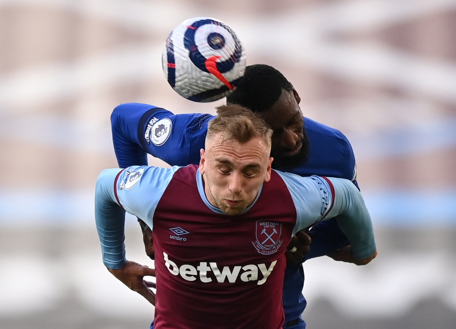 借其快速的 借其快速的