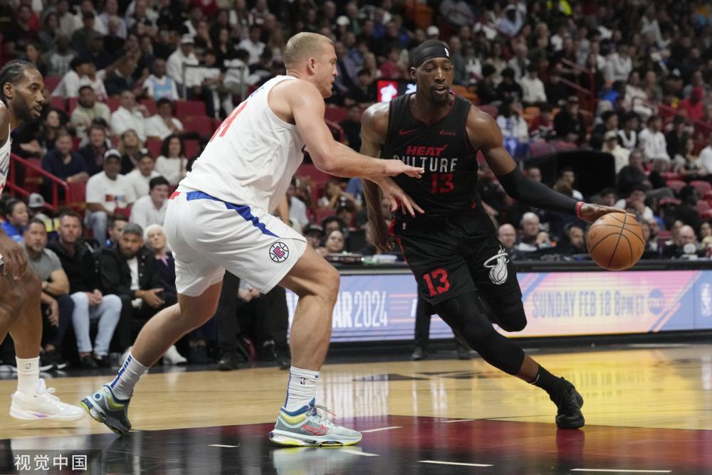 有人眼前一 有人眼前一