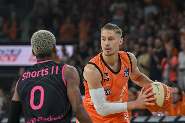 通过这种创 通过这种创