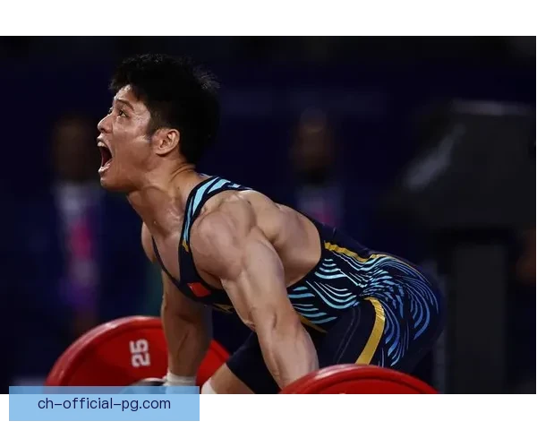 世界举重史上的超越与突破：纪录新高峰
