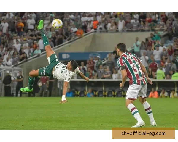 实时足球比分关注：精彩瞬间一览无余